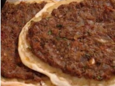 Lahmajoun / lahmacun / larmedjun pizza arménienne à la viande, LAHM BI AJIN